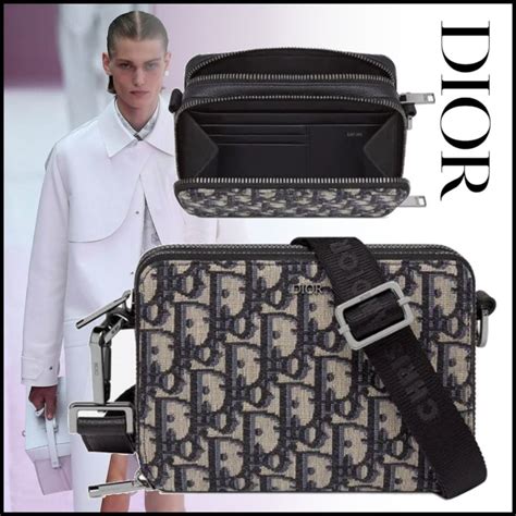 ミニバッグ Dior (ディオール) ショルダーバッグ・ポシェット (レ .